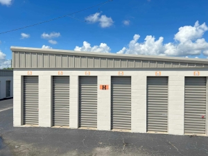 Storage Sense - Lake Wales
