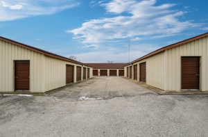 Mini Mall Storage - Greencastle - Photo 3