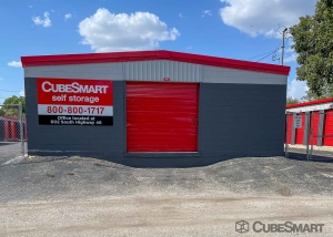 CubeSmart Self Storage - TX Seguin Tabernacle St - Photo 4