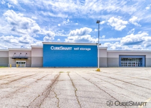 CubeSmart Self Storage - Freeport, IL, 555 W South