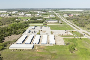 Devon Self Storage - 9174 - Veterans - Photo 8