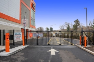 Public Storage - South Plainfield - 120 McKinley St - Photo 4