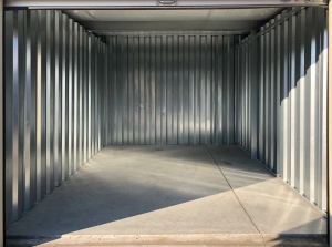 Mini Mall Storage - Nitro - 1st Ave S - Photo 4