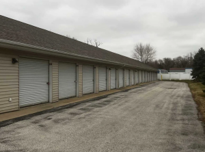 Mini Mall Storage - Cedar Lake - 127th Pl. - Photo 5