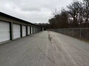 Mini Mall Storage - Cedar Lake - Wicker Ave - Photo 6