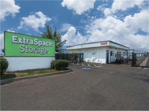 Extra Space Storage - 7516 - North Highlands - 3045 Elkhorn Blvd