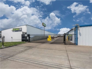 Extra Space Storage - 7516 - North Highlands - 3045 Elkhorn Blvd - Photo 6