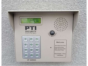 Extra Space Storage - 7594 - Santa Cruz - Dubois St - Photo 2