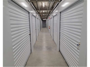 Extra Space Storage - 7594 - Santa Cruz - Dubois St - Photo 5