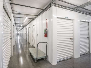 Extra Space Storage - 1273 - Sacramento - Franklin Blvd - Photo 5