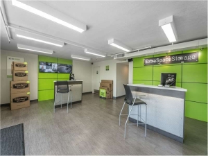 Extra Space Storage - 1806 - Tucson - No Tucson Blvd - Photo 3