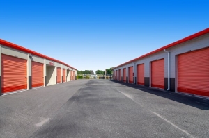 Public Storage - Ocala - 5170 SE 58th Ave - Photo 2