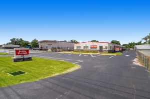 Public Storage - Ocala - 816 NW 27th Ave - Photo 1