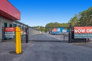 Public Storage - Ocala - 4701 SE Maricamp Road - Photo 4