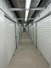 Mini Mall Storage - Huntington - Photo 7