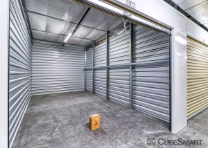 CubeSmart Self Storage - 2925 West Overton Road - Photo 6