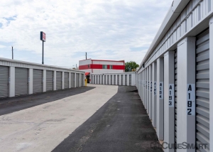 CubeSmart Self Storage TX Haltom Road - Photo 2