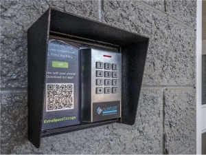 Extra Space Storage - 1275 - Simi Valley - Industrial St - Photo 2