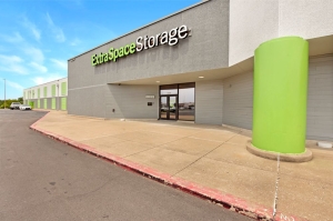 Extra Space Storage - 2032 - Tulsa - 21st St