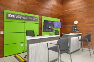 Extra Space Storage - 2032 - Tulsa - 21st St - Photo 3