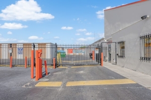 Public Storage - North Miami - 1905 NE 146th St - Photo 4