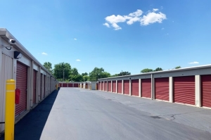 Public Storage - Indianapolis - 5030 N Keystone Ave - Photo 2