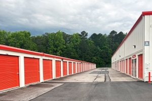 Public Storage - North Dinwiddie - 23150 Airpark Dr - Photo 2