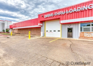 CubeSmart Self Storage - 3115 South Lake Drive - Photo 4