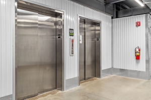 Extra Space Storage - 7802 - Shelby Township - Shelby Pkwy - Photo 4