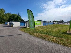 Extra Space Storage - 2113 - Bicknell - 11th St - Photo 3