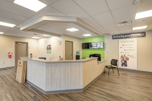 Extra Space Storage - 6003 - Indianapolis - 42nd St - Photo 4