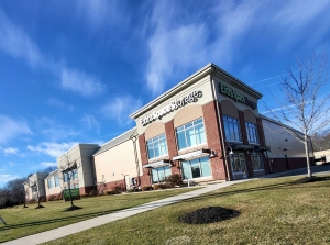 Extra Space Storage - 6078 - Middle Island - Middle Country Rd