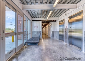 CubeSmart Self Storage - FL Venice Executive Drive - Photo 4