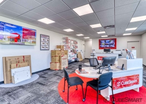CubeSmart Self Storage - FL Venice Executive Drive - Photo 6