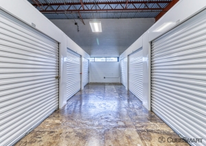 CubeSmart Self Storage - 930 West Holmes Road - Photo 6