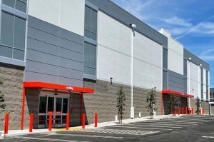 Public Storage - North Hollywood - 10810 Vanowen Street - Photo 3