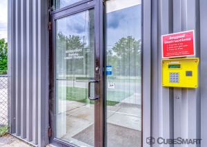 CubeSmart Self Storage - MI Kalamazoo Cobb Ave - Photo 3