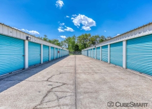 CubeSmart Self Storage TX Alvin Fairway Dr - Photo 4