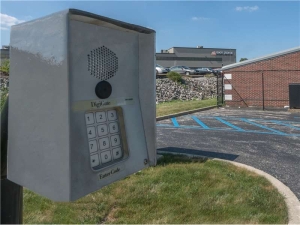 Extra Space Storage - 1395 - Indianapolis - Southport Rd-Kildeer Dr - Photo 2