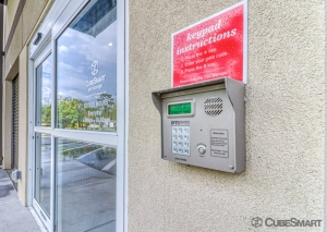 CubeSmart Self Storage FL Orlando E Colonial Dr - Photo 3