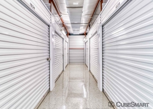 CubeSmart Self Storage IL Beach Park N Sheridan Rd - Photo 3