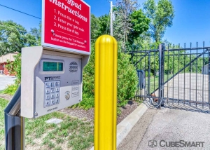 CubeSmart Self Storage IL Beach Park N Sheridan Rd - Photo 2