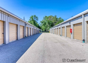 CubeSmart Self Storage IL Beach Park N Sheridan Rd - Photo 3