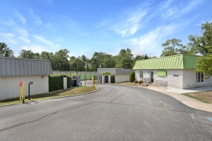 Extra Space Storage - 1947 - Woodbridge - Commission Ct - Photo 3