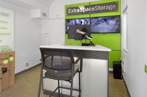 Extra Space Storage - 1975 - Costa Mesa - Bear St - Photo 3