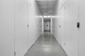 Extra Space Storage - 1976 - Culver City - Slauson Ave - Photo 6