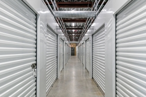 Extra Space Storage - 7425 - Lakeland - Shepherd Rd - Photo 6