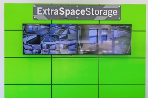 Extra Space Storage - 7425 - Lakeland - Shepherd Rd - Photo 8