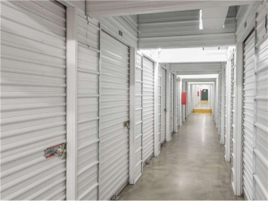 Extra Space Storage - 0918 - Pasadena - Fort Smallwood Rd - Photo 5