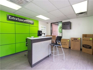 Extra Space Storage - 0123 - Acworth - Lake Acworth Dr - Photo 3